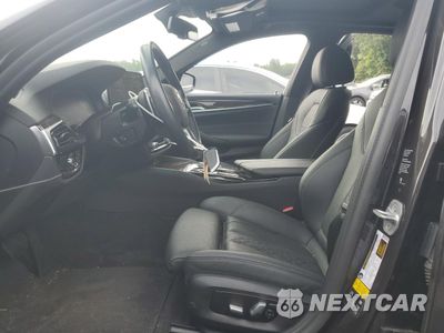 Zdjęcie 7 z 13 samochodu: 2021 BMW 530 XI VIN:WBA13BJ05MWX24272 - miniatura