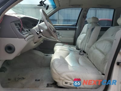 Zdjęcie 7 z 14 samochodu: 1996 LINCOLN TOWN CAR SIGNATURE VIN:1LNLM82W8TY720942 - miniatura