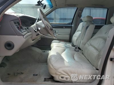 Zdjęcie 7 z 14 samochodu: 1996 LINCOLN TOWN CAR SIGNATURE VIN:1LNLM82W8TY720942 - miniatura