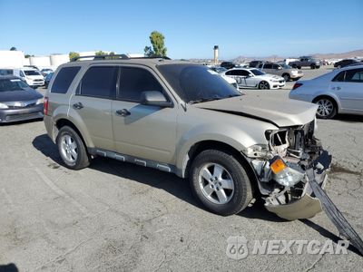 Czwarte zdjęcie samochodu z boku: 2012 FORD ESCAPE XLT VIN:1FMCU9D76CKC28411 - miniatura