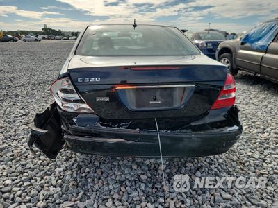 Zdjęcie 6 z 12 samochodu: 2003 MERCEDES-BENZ E 320 VIN:WDBUF65J23A153853 - miniatura