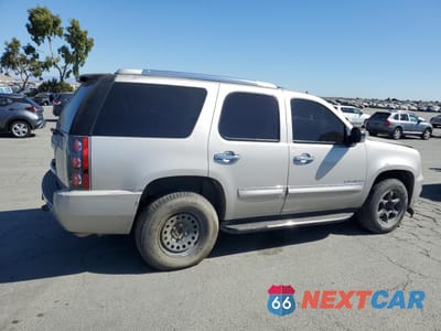 Trzecie zdjęcie samochodu z tyłu: 2007 GMC YUKON DENALI VIN:1GKFK63817J138292 - miniatura