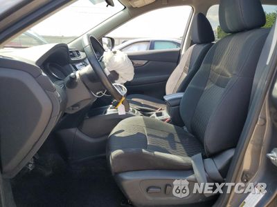 Zdjęcie 7 z 14 samochodu: 2018 NISSAN ROGUE S VIN:5N1AT2MV0JC806915 - miniatura