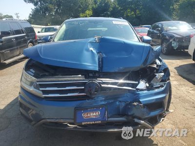 Piąte zdjęcie samochodu w środku: 2020 VOLKSWAGEN TIGUAN SE VIN:3VV3B7AX1LM129735 - miniatura