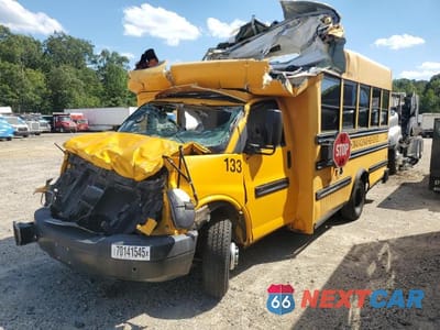 2010 CHEV EXPRESS G3500 1GB6G2AG9A1136432 - główne zdjęcie licytacji z USA - miniatura