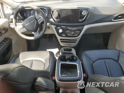 Zdjęcie 8 z 14 samochodu: 2023 CHRYSLER PACIFICA HYBRID TOURING L VIN:2C4RC1L76PR523312 - miniatura