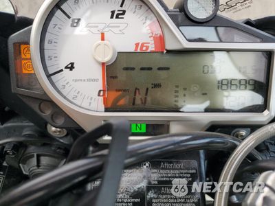 Zdjęcie 7 z 9 samochodu: 2015 BMW S 1000 RR VIN:WB10D2102FZ352321 - miniatura