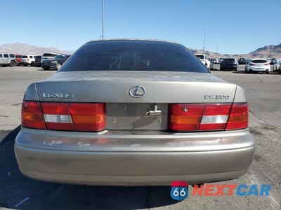 Zdjęcie 6 z 15 samochodu: 1998 LEXUS ES 300 VIN:JT8BF28G3W5028664 - miniatura