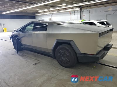 Drugie zdjęcie samochodu z przodu: 2025 TESLA CYBERTRUCK VIN:7G2CEHED7SA071428 - miniatura