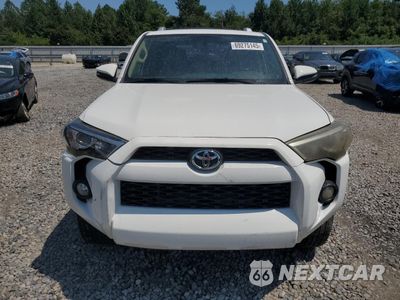 Piąte zdjęcie samochodu w środku: 2017 TOYOTA 4RUNNER SR5/SR5 PREMIUM VIN:JTEBU5JRXH5445525 - miniatura
