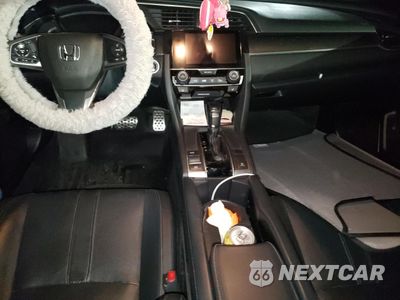 Zdjęcie 8 z 13 samochodu: 2017 HONDA CIVIC SPORT TOURING VIN:SHHFK7H91HU218931 - miniatura
