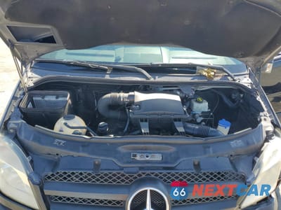 Zdjęcie 12 z 15 samochodu: 2010 MERCEDES-BENZ SPRINTER 2500 VIN:WDZPE7CC8A5497639 - miniatura