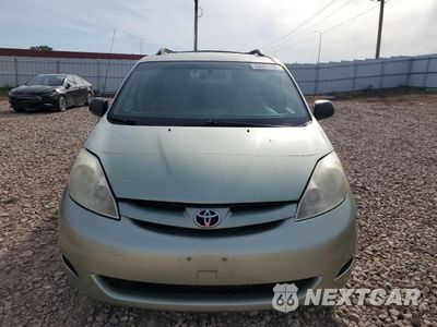 Piąte zdjęcie samochodu w środku: 2010 TOYOTA SIENNA LE VIN:5TDJK4CC8AS033628 - miniatura