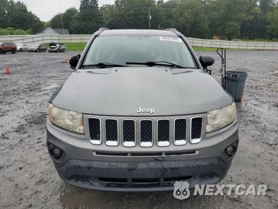 Piąte zdjęcie samochodu w środku: 2012 JEEP COMPASS SPORT VIN:1C4NJCBA3CD504226 - miniatura