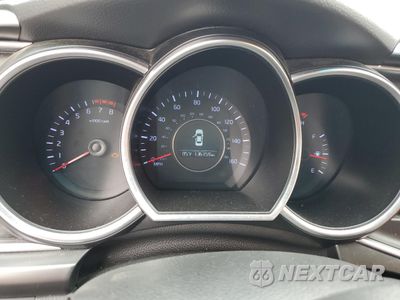 Zdjęcie 9 z 14 samochodu: 2015 KIA OPTIMA LX VIN:5XXGM4A7XFG416103 - miniatura