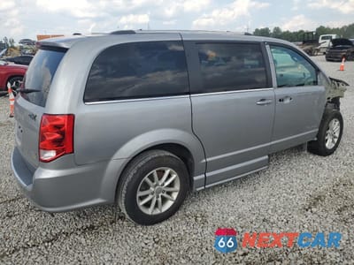 Trzecie zdjęcie samochodu z tyłu: 2018 DODGE GRAND CARAVAN SXT VIN:2C4RDGCG9JR215414 - miniatura