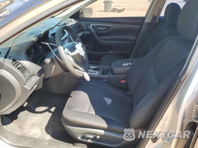 Zdjęcie 7 z 15 samochodu: 2017 NISSAN ALTIMA 2.5 VIN:1N4AL3AP8HC252622 - miniatura