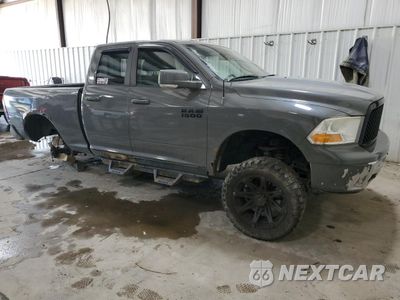 Czwarte zdjęcie samochodu z boku: 2009 DODGE RAM 1500 VIN:1D3HV18P09S727790 - miniatura