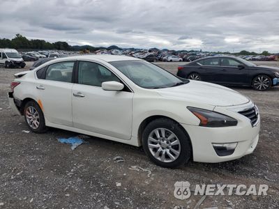 Czwarte zdjęcie samochodu z boku: 2015 NISSAN ALTIMA 2.5 VIN:1N4AL3AP8FC211937 - miniatura