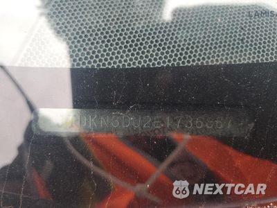 Zdjęcie 12 z 13 samochodu: 2014 TOYOTA PRIUS VIN:JTDKN3DU2E1736867 - miniatura