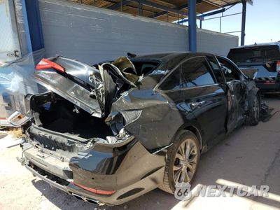 Trzecie zdjęcie samochodu z tyłu: 2015 HYUNDAI SONATA SPORT VIN:5NPE34AB8FH246200 - miniatura