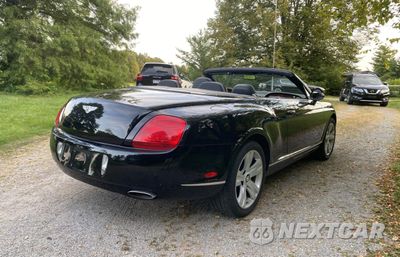 Czwarte zdjęcie samochodu z boku: 2007 BENTLEY CONTINENTAL GTC VIN:SCBDR33W97C045720 - miniatura