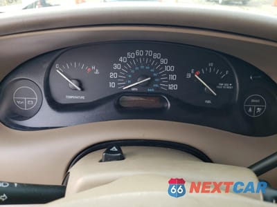 Zdjęcie 9 z 14 samochodu: 2003 BUICK CENTURY CUSTOM VIN:2G4WS52J731256597 - miniatura