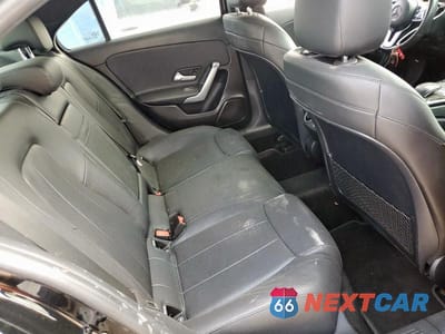 Zdjęcie 10 z 13 samochodu: 2019 MERCEDES-BENZ A 220 VIN:WDD3G4EB5KW035939 - miniatura