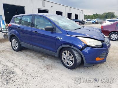 Czwarte zdjęcie samochodu z boku: 2016 FORD ESCAPE S VIN:1FMCU0F78GUB89405 - miniatura