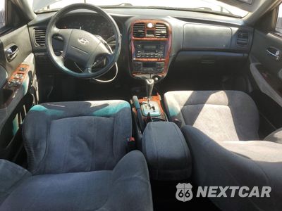 Zdjęcie 8 z 12 samochodu: 2005 HYUNDAI SONATA GLS VIN:KMHWF35H95A156429 - miniatura