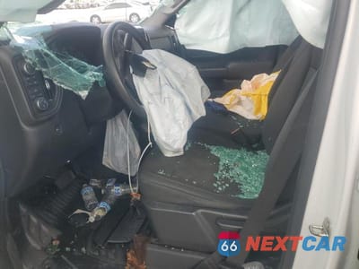 Zdjęcie 7 z 12 samochodu: 2020 CHEVROLET SILVERADO K1500 VIN:1GCRYAEH5LZ179205 - miniatura