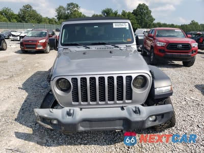 Piąte zdjęcie samochodu w środku: 2020 JEEP GLADIATOR SPORT VIN:1C6JJTAG7LL126168 - miniatura