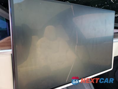 Zdjęcie 9 z 14 samochodu: 2023 TESLA MODEL S VIN:5YJSA1E56PF511529 - miniatura