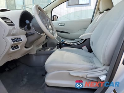 Zdjęcie 7 z 13 samochodu: 2016 NISSAN LEAF SV VIN:1N4BZ0CP6GC307209 - miniatura