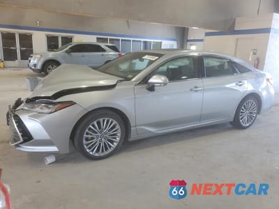 2022 TOYOTA AVALON LIMITED 4T1DZ1FB6NU072175 - główne zdjęcie licytacji z USA - miniatura