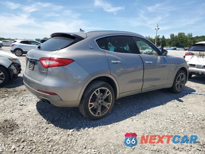 Trzecie zdjęcie samochodu z tyłu: 2017 MASERATI LEVANTE LUXURY VIN:ZN661XUL5HX238657 - miniatura