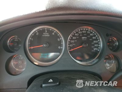 Zdjęcie 9 z 14 samochodu: 2008 CHEVROLET SUBURBAN K1500 LS VIN:3GNFK16Y78G140763 - miniatura