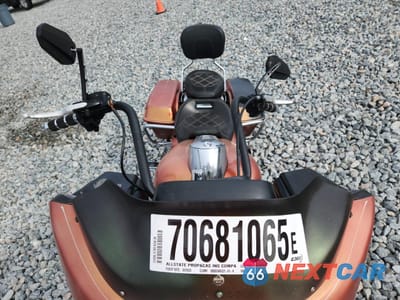 Piąte zdjęcie samochodu w środku: 2013 HARLEY-DAVIDSON FLTRX ROAD GLIDE CUSTOM VIN:1HD1KHM14DB695382 - miniatura