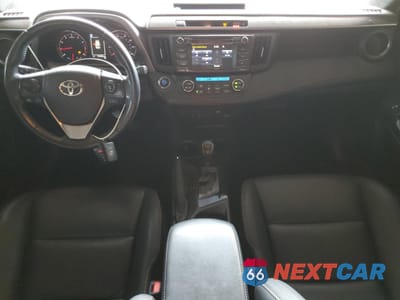 Zdjęcie 8 z 14 samochodu: 2018 TOYOTA RAV4 SE VIN:JTMJFREV1JJ231819 - miniatura
