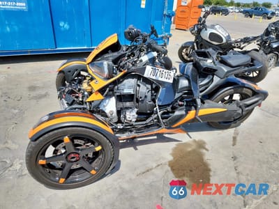 Trzecie zdjęcie samochodu z tyłu: 2022 CAN-AM RYKER SPORT VIN:3JB2JEG24NJ001011 - miniatura