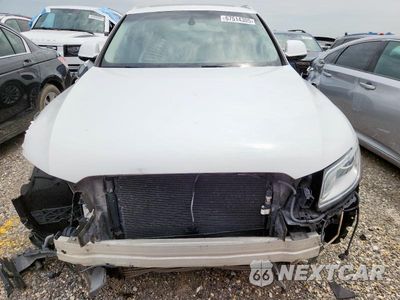 Piąte zdjęcie samochodu w środku: 2017 AUDI Q5 PREMIUM VIN:WA1C2AFP8HA010907 - miniatura