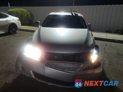 Piąte zdjęcie samochodu w środku: 2008 LEXUS IS 250 VIN:JTHBK262885057602 - miniatura