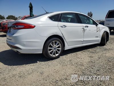 Trzecie zdjęcie samochodu z tyłu: 2017 FORD FUSION SE HYBRID VIN:3FA6P0LU5HR306942 - miniatura