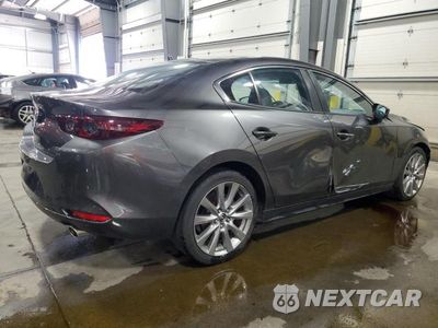 Trzecie zdjęcie samochodu z tyłu: 2019 MAZDA 3 PREFERRED PLUS VIN:JM1BPACL7K1111027 - miniatura