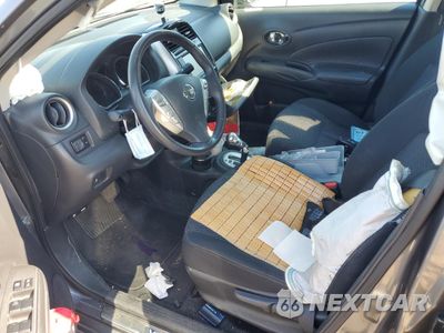 Zdjęcie 7 z 12 samochodu: 2019 NISSAN VERSA S VIN:3N1CN7AP2KL805297 - miniatura