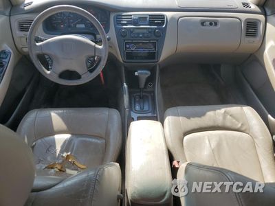 Zdjęcie 8 z 15 samochodu: 2000 HONDA ACCORD EX VIN:1HGCG1652YA060788 - miniatura