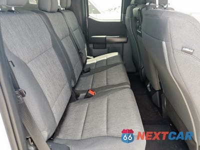 Zdjęcie 10 z 12 samochodu: 2023 FORD F150 VIN:1FTEX1C50PKD02157 - miniatura