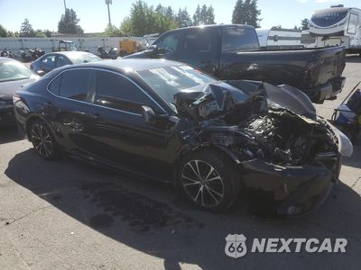 Czwarte zdjęcie samochodu z boku: 2020 TOYOTA CAMRY SE VIN:4T1G11AK4LU912074 - miniatura
