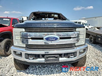 Piąte zdjęcie samochodu w środku: 2017 FORD F350 SUPER DUTY VIN:1FT8W3BT1HEC08381 - miniatura
