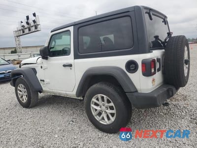 Drugie zdjęcie samochodu z przodu: 2023 JEEP WRANGLER SPORT VIN:1C4HJXAG0PW677402 - miniatura